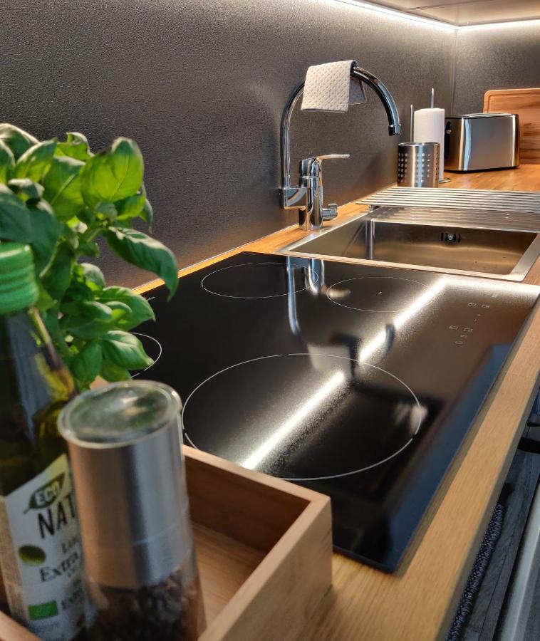 Trendy Apartment In The Heart Of Green Lahti, Free Parking 外观 照片